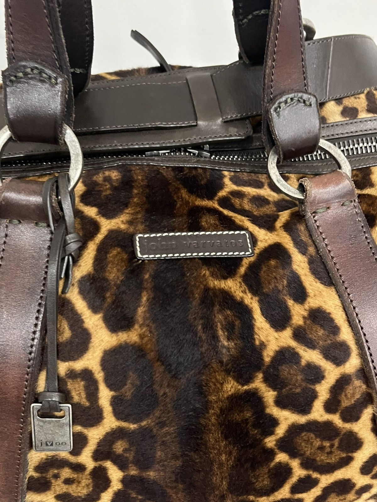 John Varvatos Leopard duffle Size ONE SIZE - 12 Thumbnail