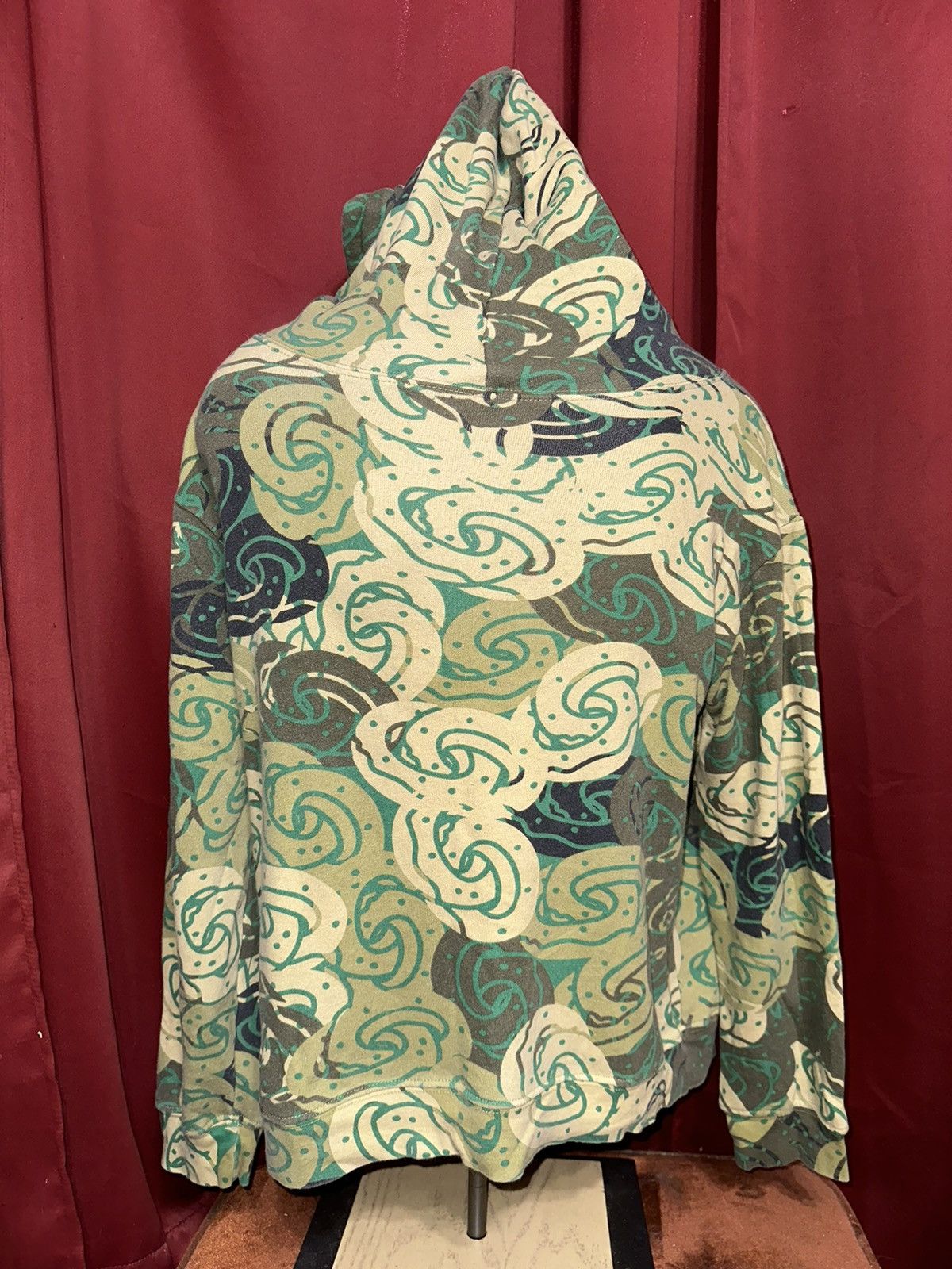 Odd Future Odd Future Hoodie Donut Camo All Over Print OFGWKTA Grail Size US L / EU 52-54 / 3 - 2 Thumbnail