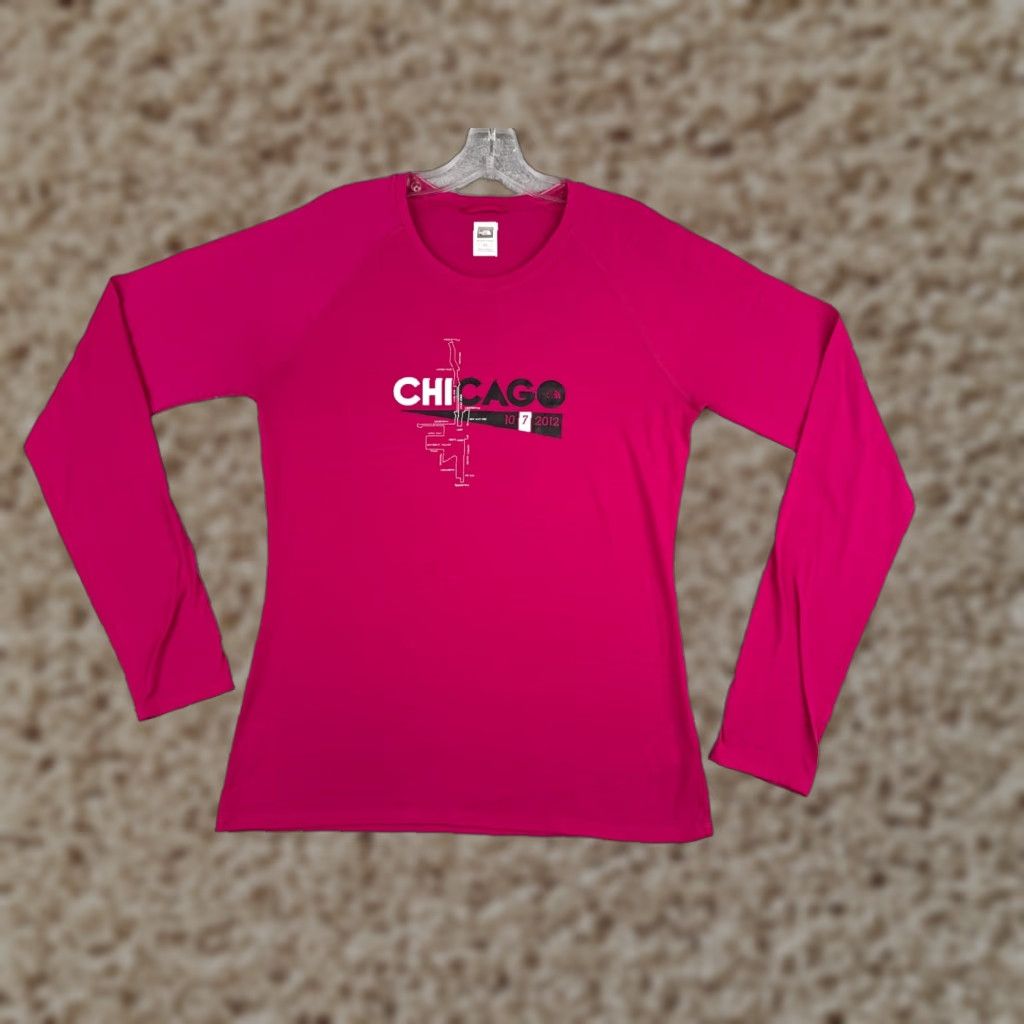 The North Face The North Face Shirt Women Medium Pink Long Sleeve Crew Neck Poly Blend Chicago Size M / US 6-8 / IT 42-44 - 1 Thumbnail