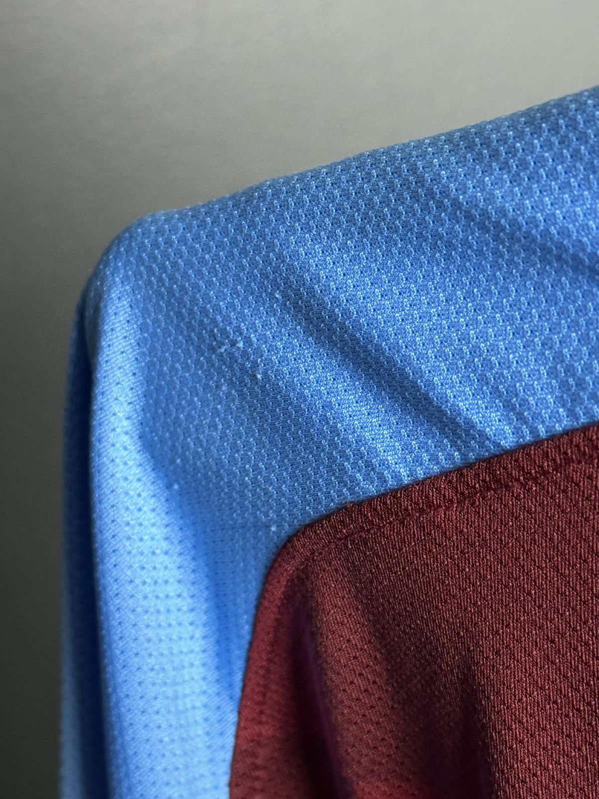 Nike Aston Villa 11/12 Home Football Jersey Size US M / EU 48-50 / 2 - 19 Thumbnail
