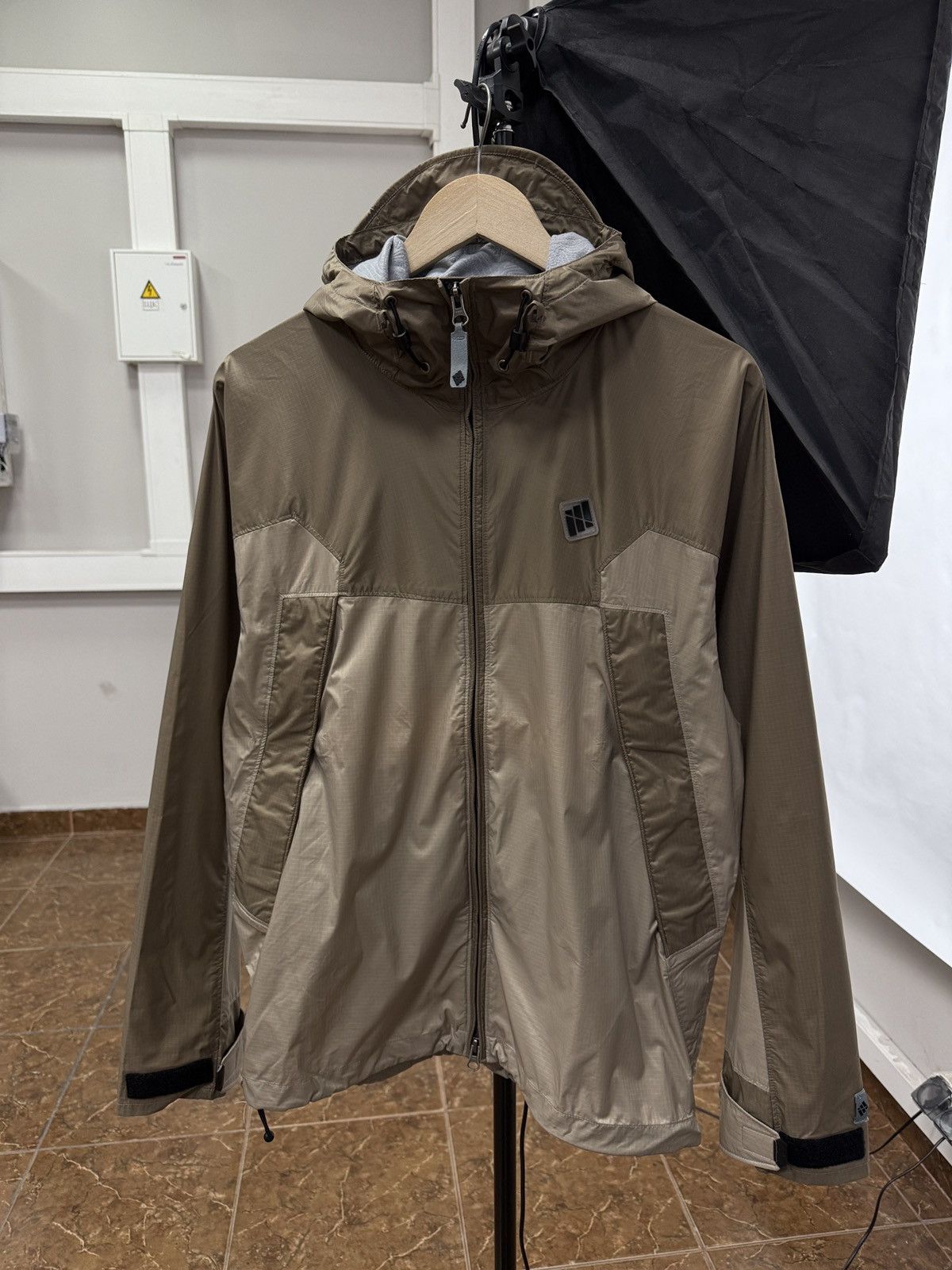 Adidas 🇺🇸 Vintage 2002 Adidas Archive ClimaProof Wind Jacket Retro Size US S / EU 44-46 / 1 - 1 Thumbnail