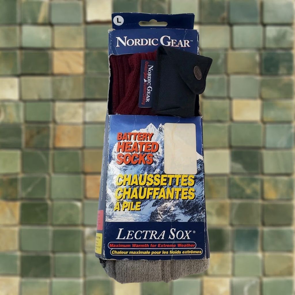 Vintage NEW Nordic Gear Lectra Sox Mens Sz Large Battery Heated Socks Gray Maroon Winter Size ONE SIZE - 1 Thumbnail