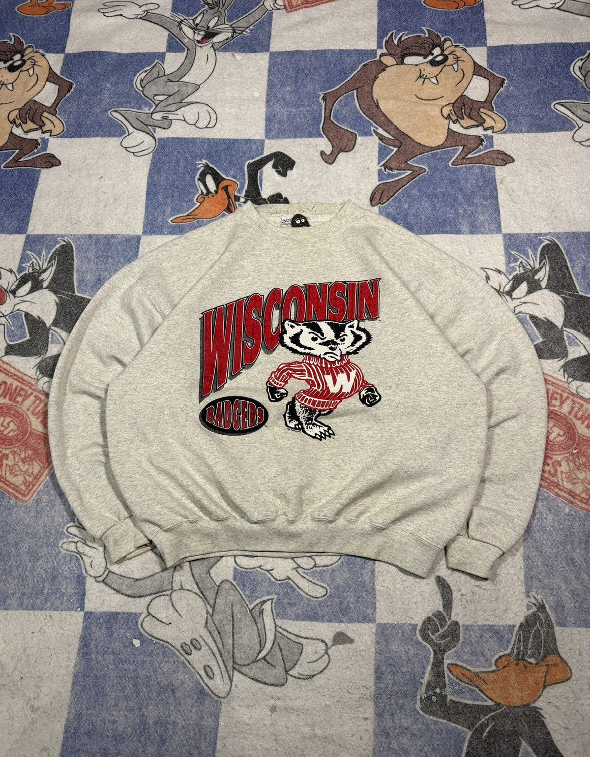 NCAA Vintage wisconsin badgers crewneck sweatshirt Size US XL / EU 56 / 4 - 1 Thumbnail