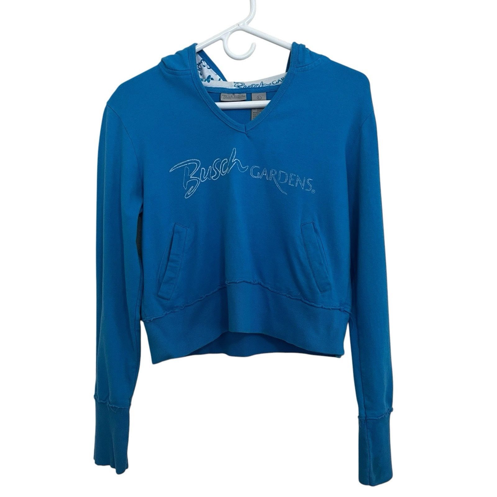 Vintage Busch Gardens | Blue Crop Raw Hem Y2K Spellout Hoodie Women Size L / US 10 / IT 46 - 1 Thumbnail