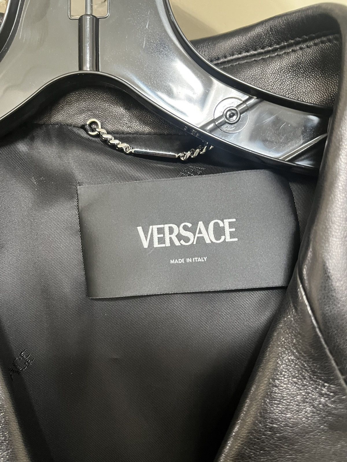 Versace Versace Leather Shirt Sz 54 Size US L / EU 52-54 / 3 - 5 Thumbnail