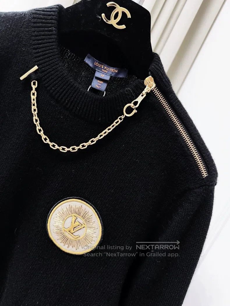 Louis Vuitton Louis Vuitton Cashmere Black Chain Badge Sweater Size US M / EU 48-50 / 2 - 4 Thumbnail