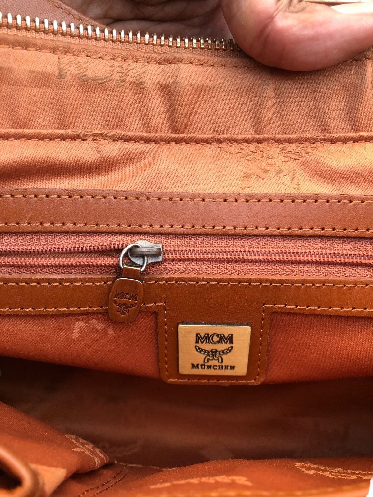 MCM Authentic MCM Visetos Vtg Brown Leather Monogram Tote Bag Size ONE SIZE - 8 Thumbnail