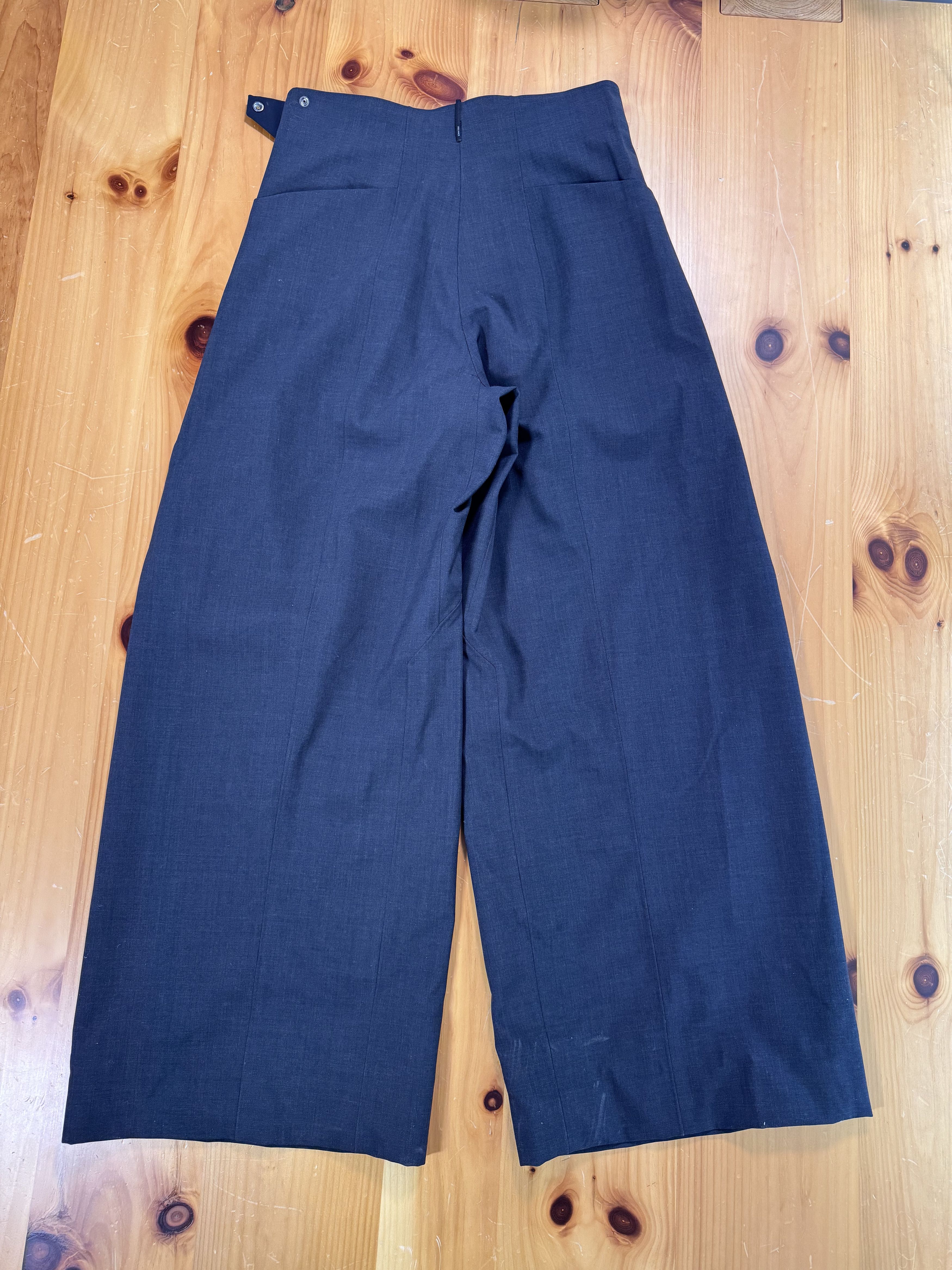 Arc'teryx Arcteryx Veilance Side Zipper Dress Pants Size US 32 / EU 48 - 8 Thumbnail