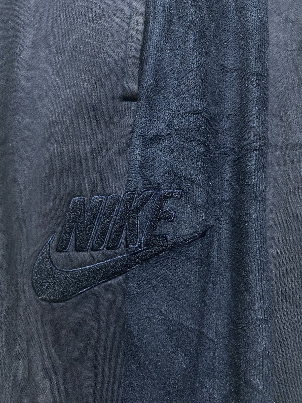 Nike Nike Jogger Pants Sportswear Embossed Logo Training Size US 30 / EU 46 - 14 Thumbnail