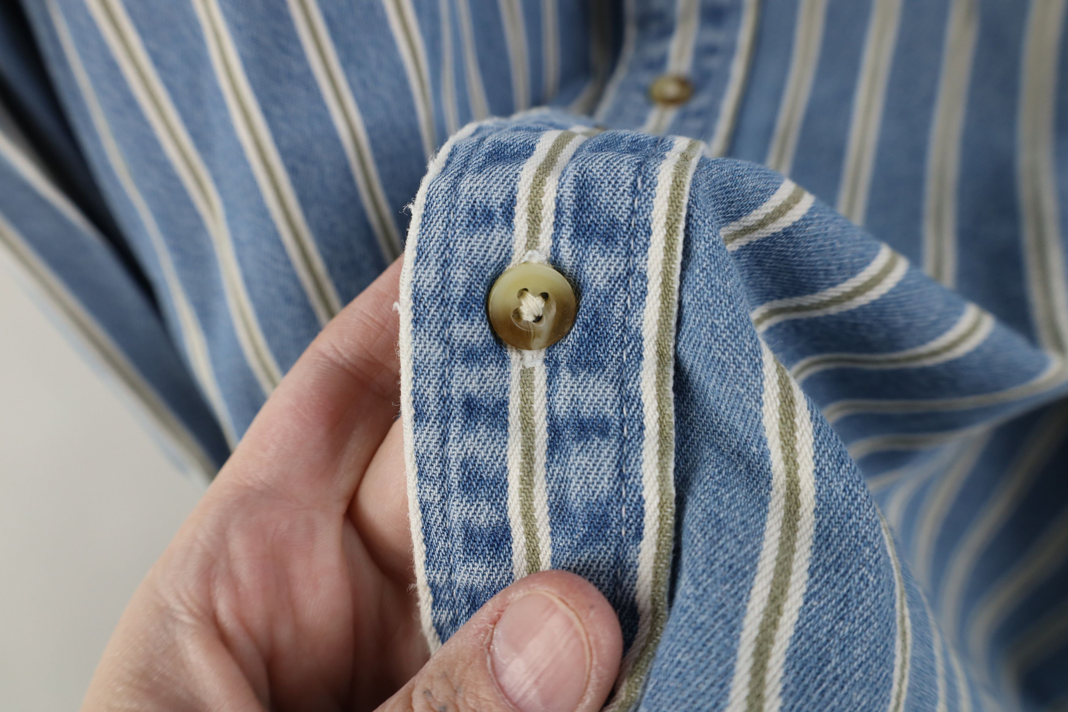 Vintage Vintage 90s Streetwear Denim Collared Button Down Shirt Size US XL / EU 56 / 4 - 7 Thumbnail