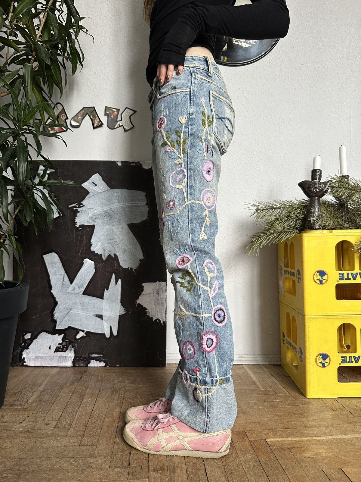 Japanese Brand Embroidery Bohemian Hippe Retro Floral Loose Fit Jeans Size 29" - 3 Thumbnail
