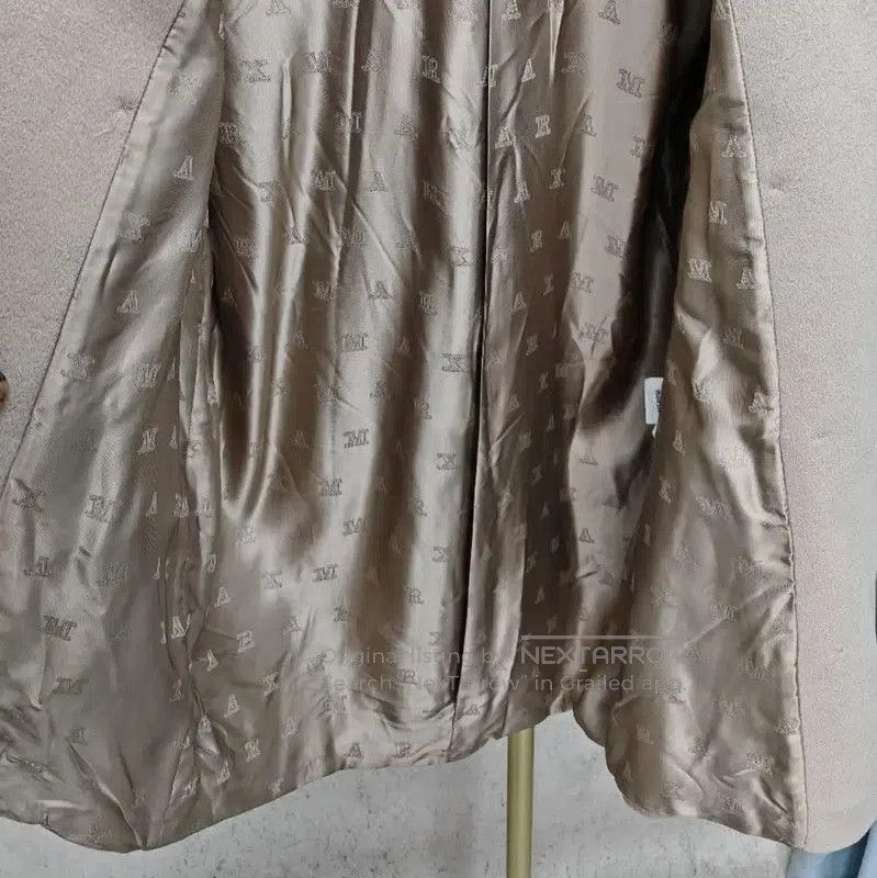 Max Mara MaxMara Beige Cashmere Women's Short Coat . Size L / US 10 / IT 46 - 3 Thumbnail