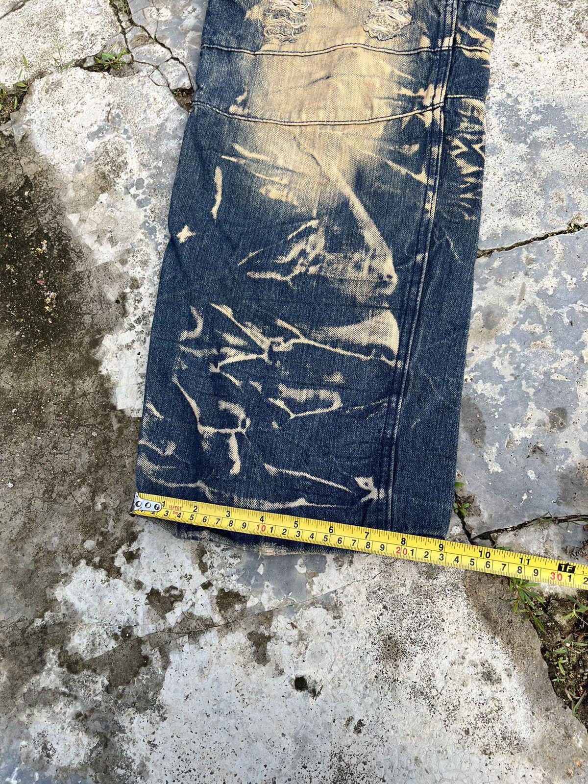 If Six Was Nine × Japanese Brand × Le Grande Bleu (L.G.B.) Baggy LGB Inspired Crazy Mudwash Denim Size US 38 / EU 54 - 16 Thumbnail