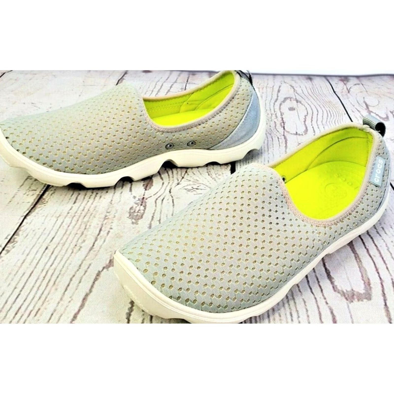 Crocs Crocs Slip-On Flats Women’s 6 Gray Canvas Duet Busy Day Skimmer Casual Comfort Flat Shoes Size US 6 / IT 36 - 3 Thumbnail
