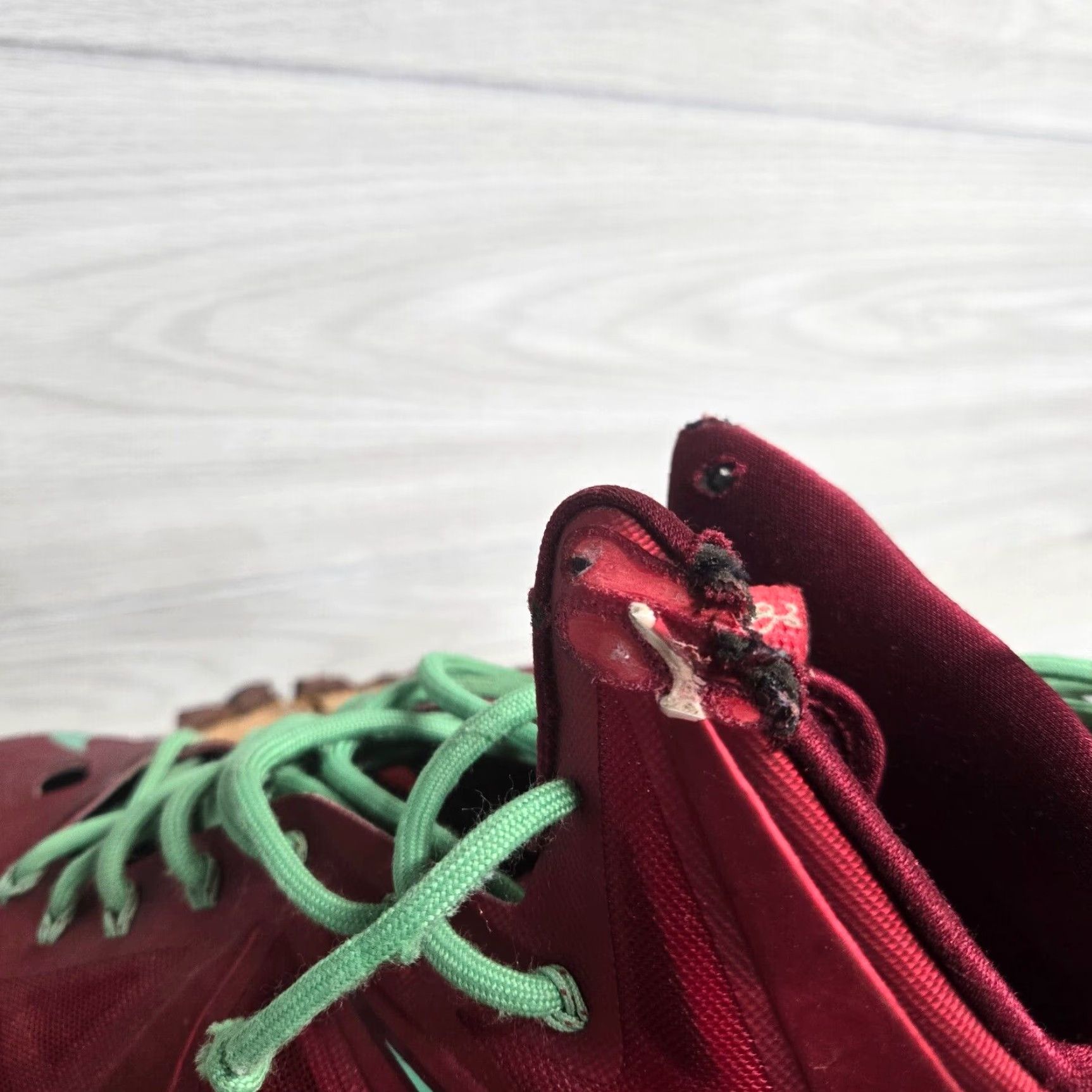 Nike Nike Lebron 10 Basketball Christmas Shoes Mens Size 10 Red Green (#541100-600) - Limited Edition, High Top, Leather Upper, Rubber Outsole Size US 10 / EU 43 - 6 Thumbnail