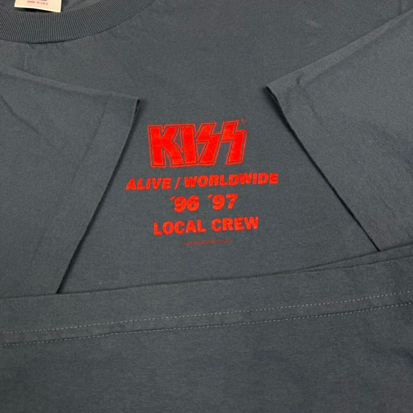 KISS Vintage KISS Band Tee 96 local crew Alive Worldwide XL USA Size US XL / EU 56 / 4 - 3 Thumbnail