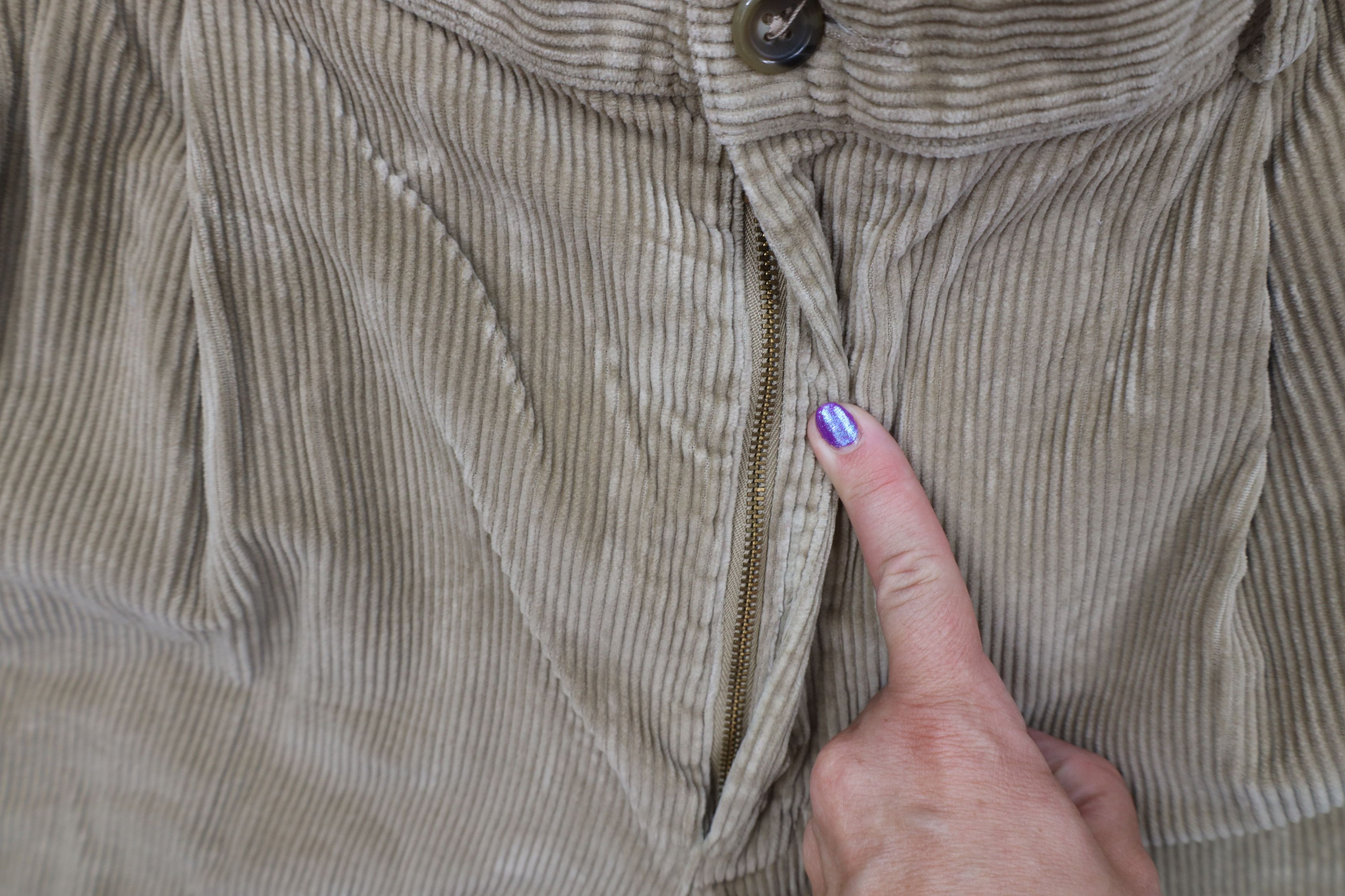 Eddie Bauer Vintage 90s Eddie Bauer Wide Leg Corduroy Chino Pants Beige Size US 38 / EU 54 - 7 Thumbnail