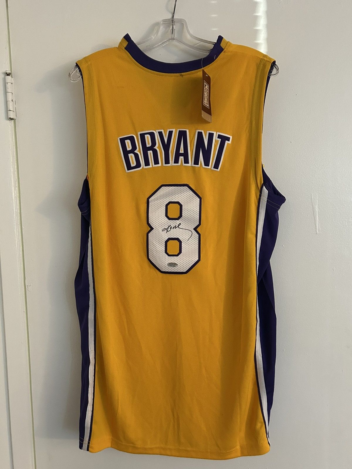 Mitchell & Ness Kobe Bryant Signed Lakers Jersey with COA Hologram Size US XL / EU 56 / 4 - 4 Thumbnail