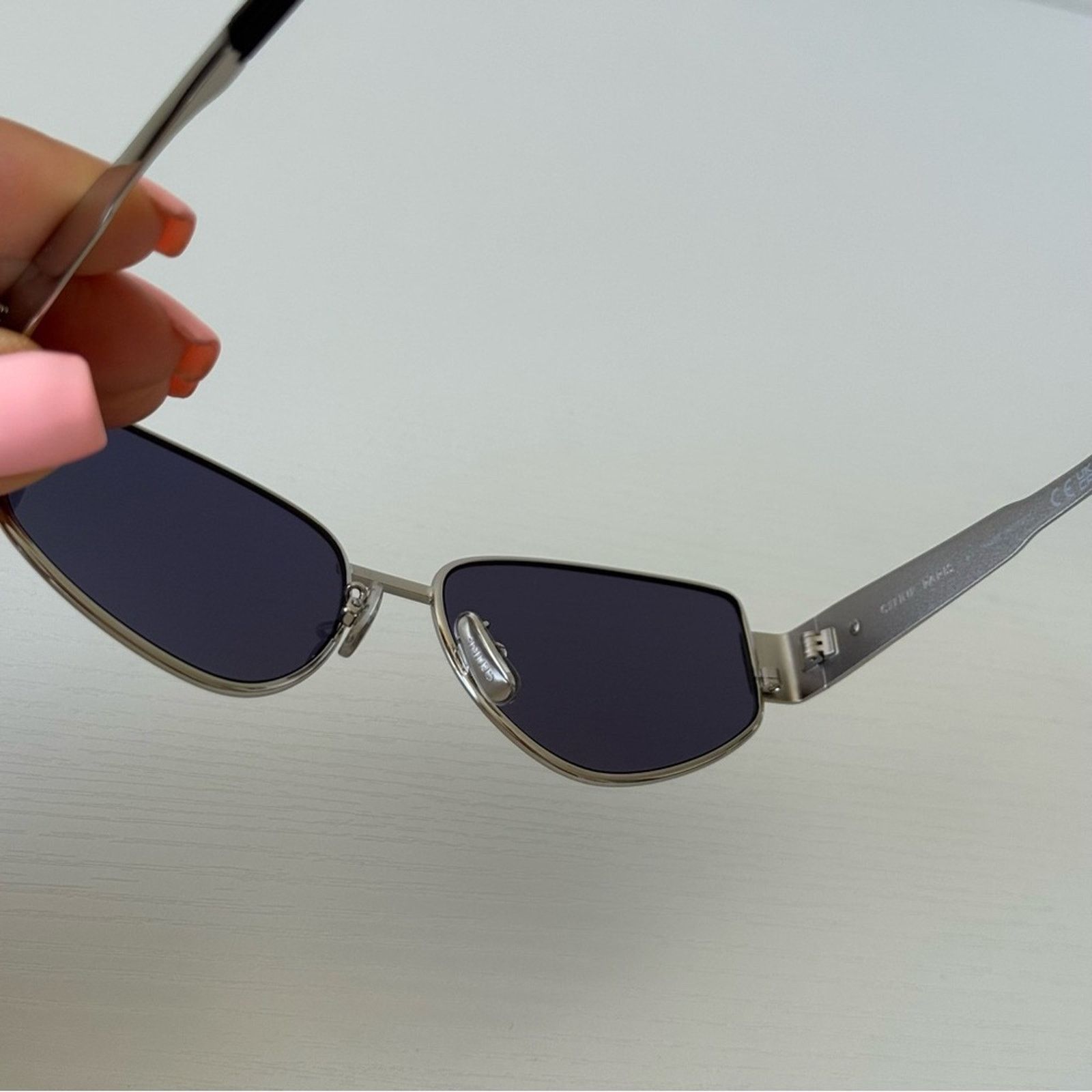 Celine New! Celine Triomphe Sunglasses CL40293U 16V, Authentic Size ONE SIZE - 8 Thumbnail