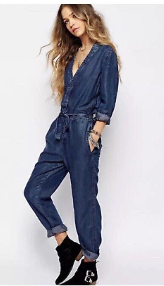 Free People FREE PEOPLE Lou Imperial Blue Denim Long Sleeve Jumpsuit Size 27" / US 4 / IT 40 - 1 Thumbnail