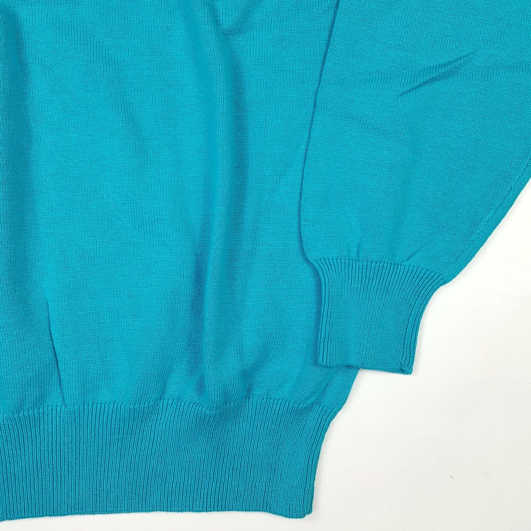 Vintage VINTAGE Tommy Armour Cotton Crew Neck Sweater Mens M Blue Golf 90s Retro Knit Pullover Casual Sports Shirt Size US M / EU 48-50 / 2 - 3 Thumbnail