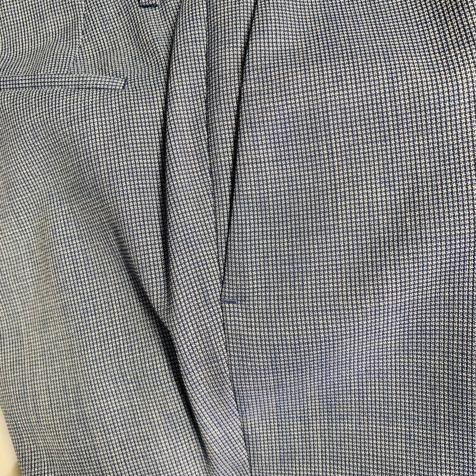 Hugo Boss Blue Houndstooth Virgin Wool Single Breasted Notch Lapel Size 40R - 18 Thumbnail
