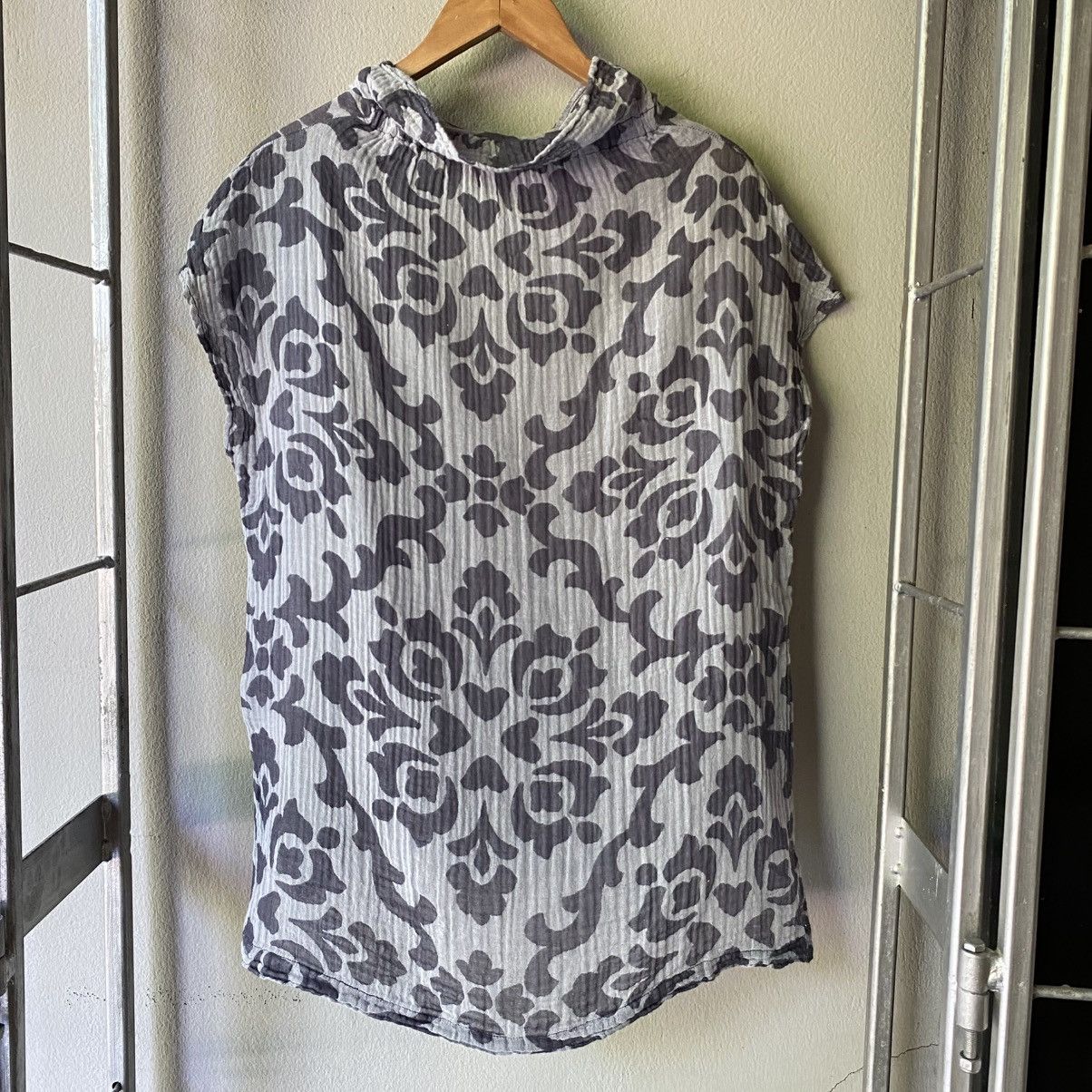 Issey Miyake Plantation Gray Floral Sheer Cap Sleeve Top Size M / US 6-8 / IT 42-44 - 10 Thumbnail