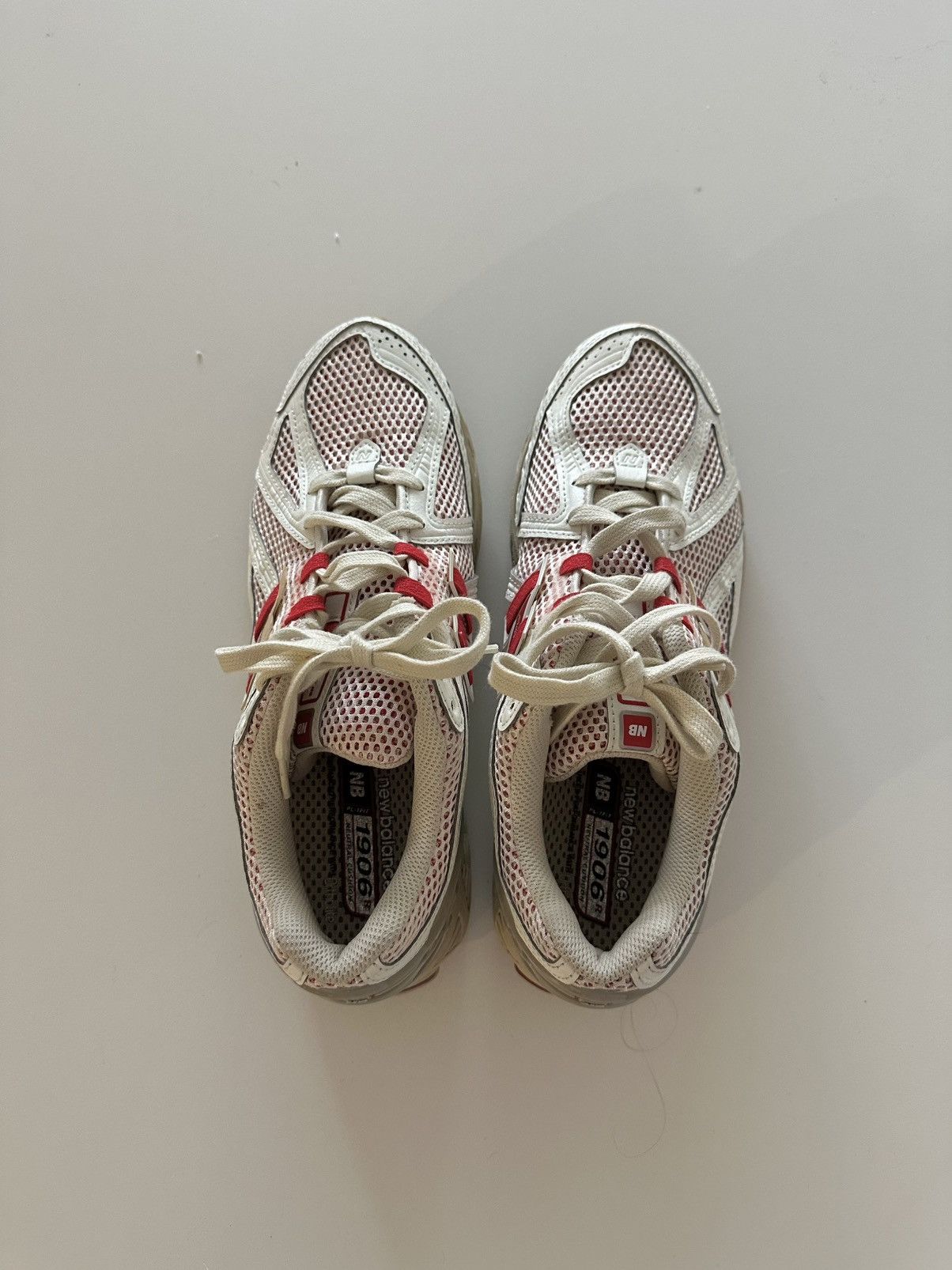 New Balance New Balance 1906R Sea Salt True Red 2022 M1906RO Size US 10 / EU 43 - 4 Thumbnail