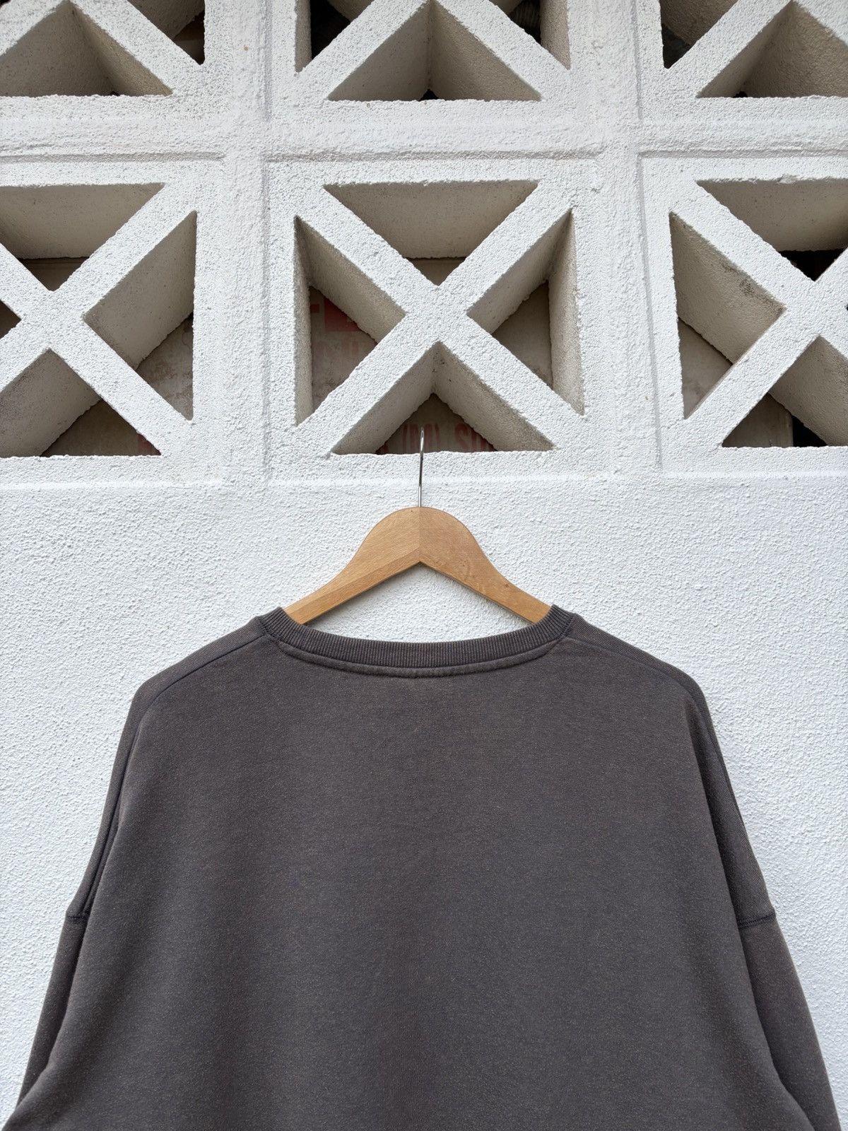 Japanese Brand × Vintage Vintage 80s Sun Faded Big Logo Baggy Sweatshirt Size US L / EU 52-54 / 3 - 9 Thumbnail