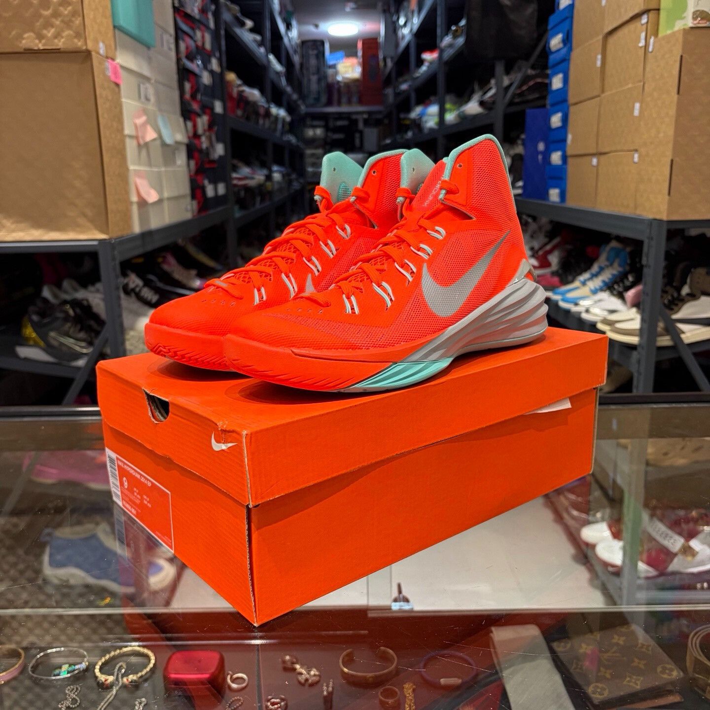 Nike Nike Orange Lowtop Sneakers 9.5 Men Size US 9.5 / EU 42-43 - 1 Thumbnail