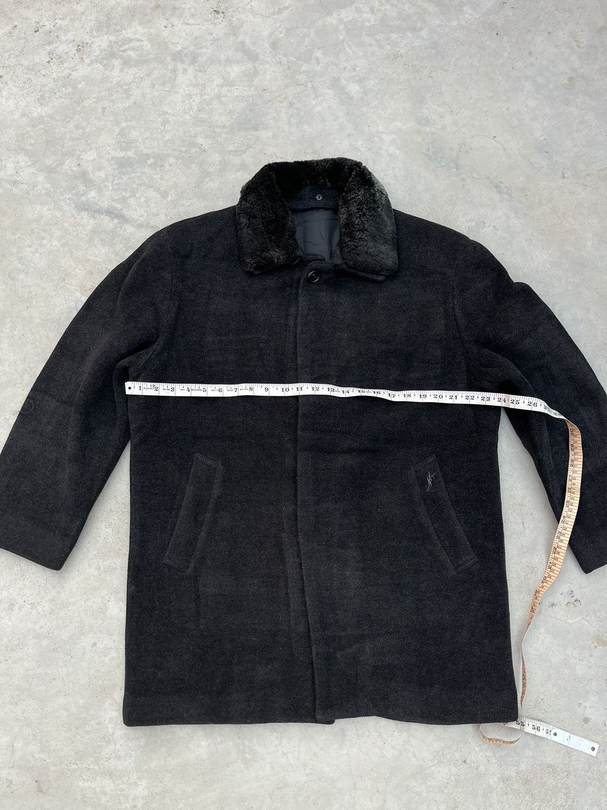 Yves Saint Laurent YVES SAINT LAURENT HEAVY WOOLLEN COAT Size US M / EU 48-50 / 2 - 7 Thumbnail