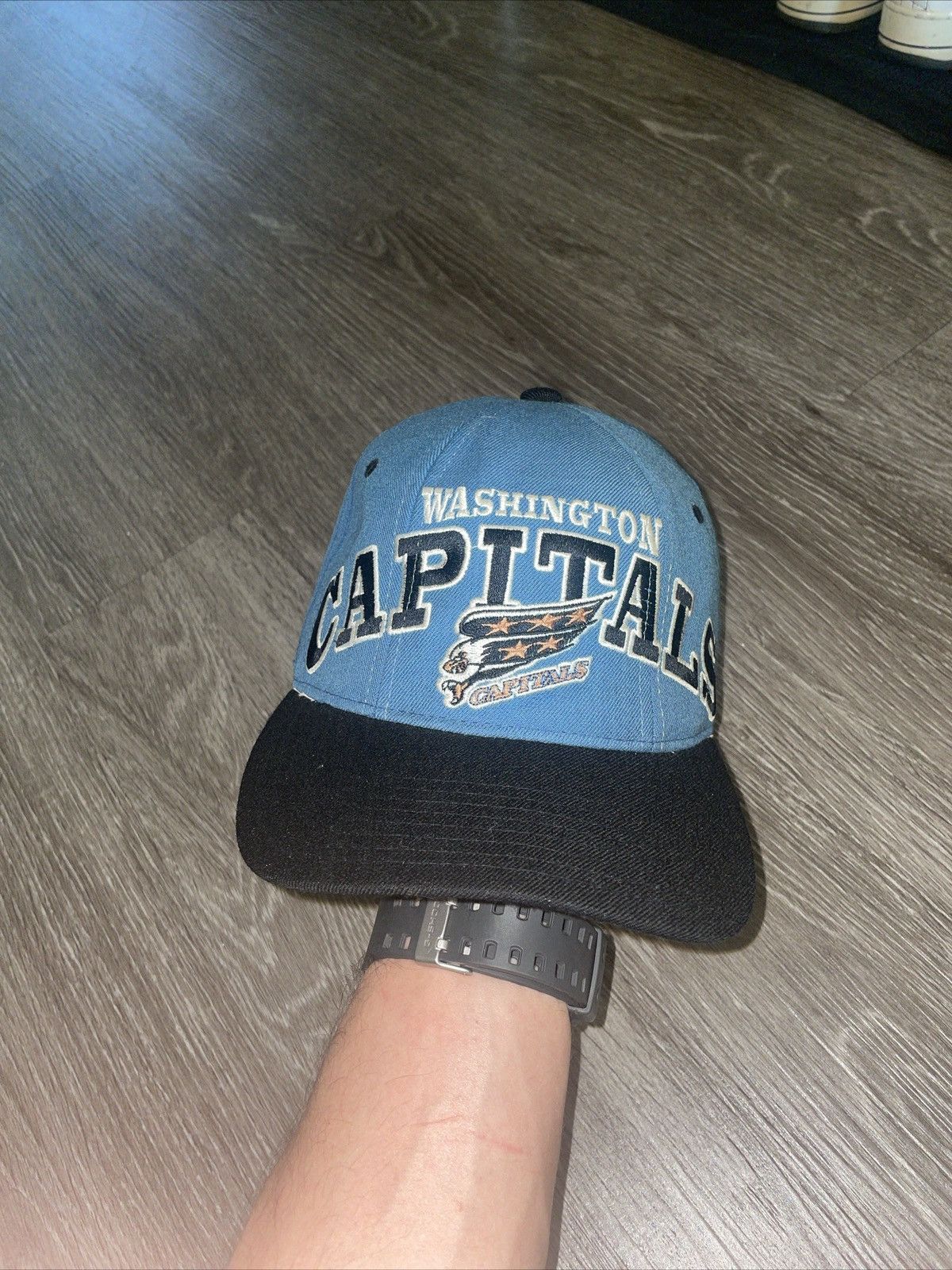 image of Nhl x Starter Crazy Vintage Washington Capitals Starter 100%wool Snapback in Blue, Men's