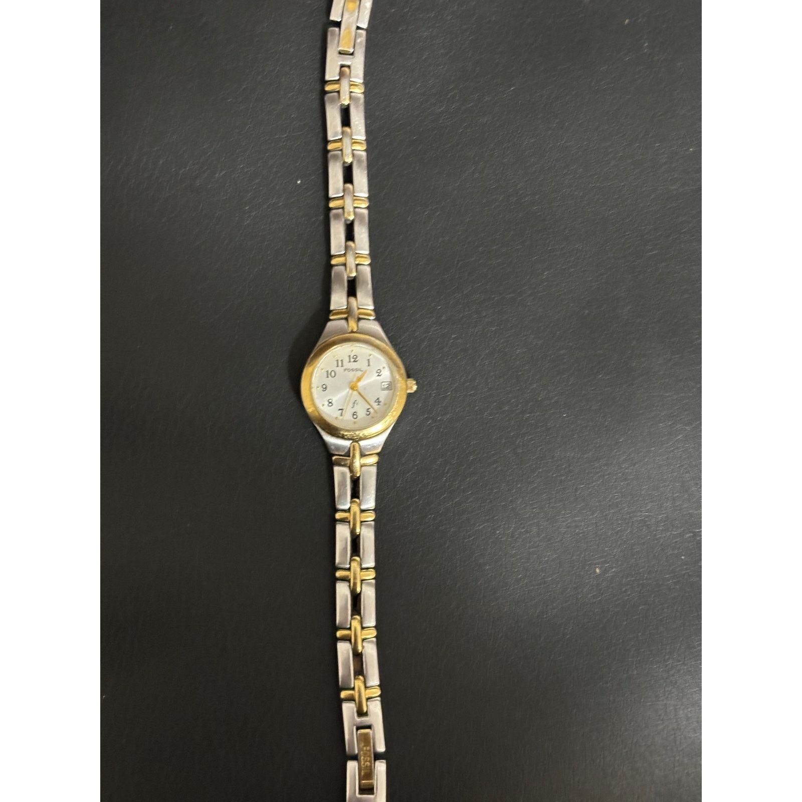 Fossil Vintage Fossil 2-Tone Women’s Watch! New Battery! Size ONE SIZE - 2 Thumbnail