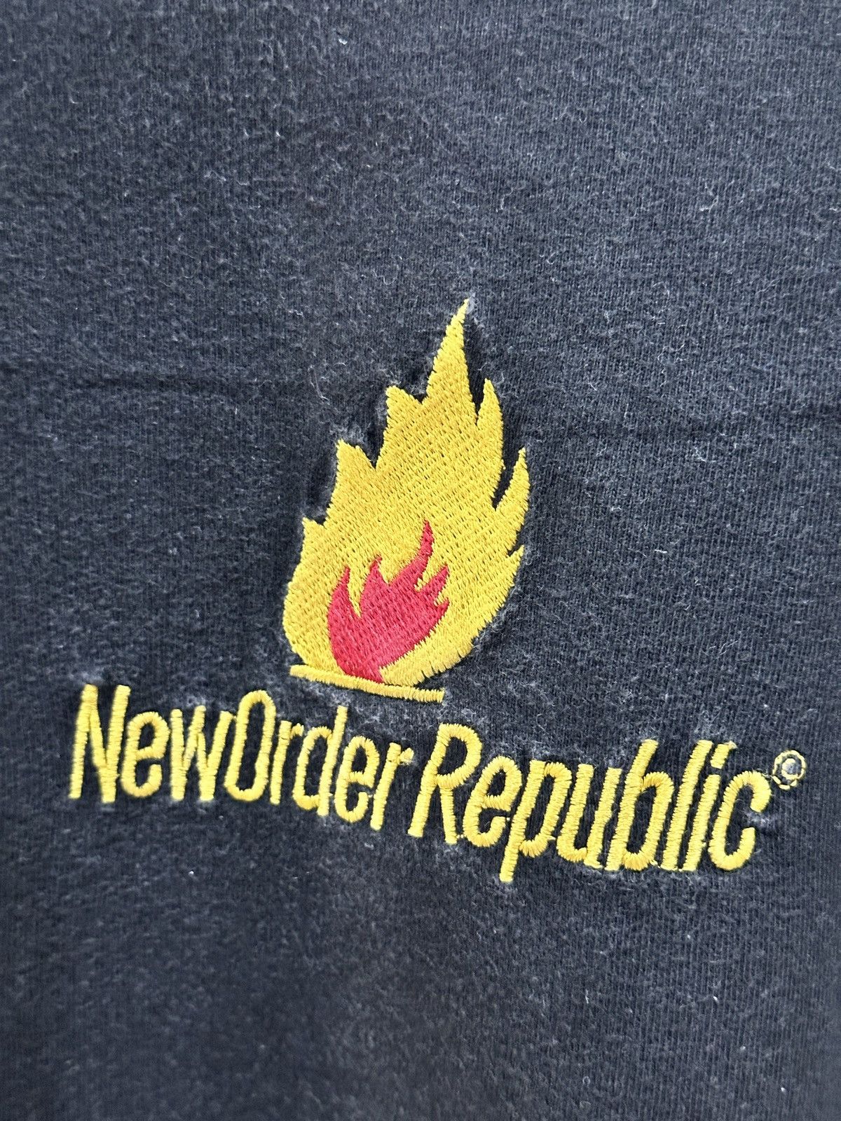 Band Tees × Vintage vintage 1993 NEW ORDER republic album promo t-shirts Size US XL / EU 56 / 4 - 3 Thumbnail
