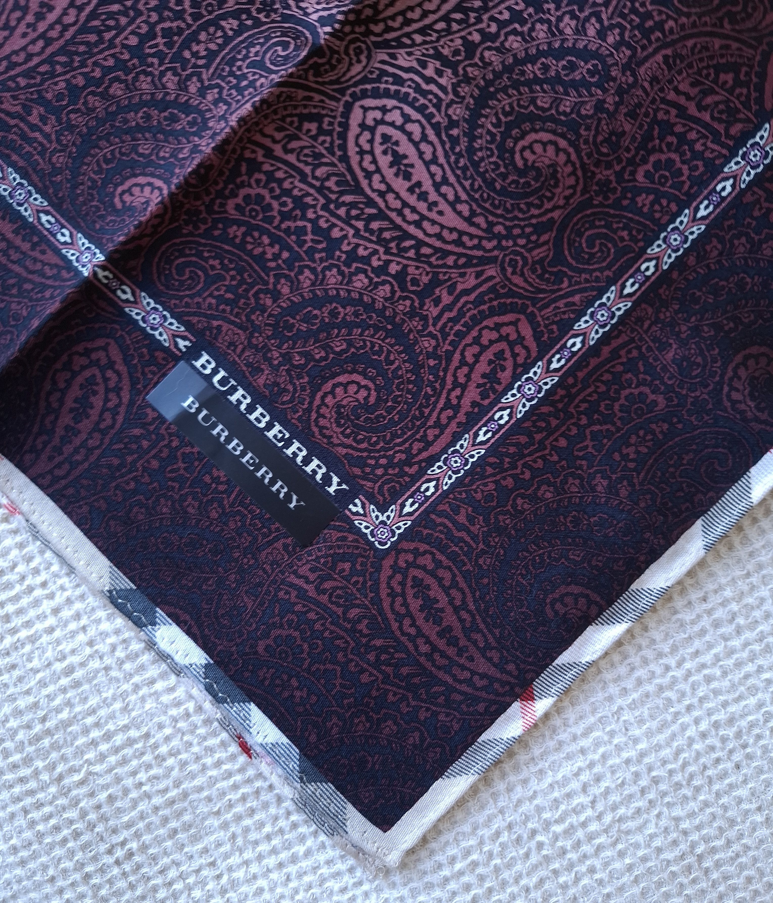 Burberry × Vintage NEW Vintage Burberry Bandana/Handkerchief/scarf Japan Size ONE SIZE - 1 Thumbnail