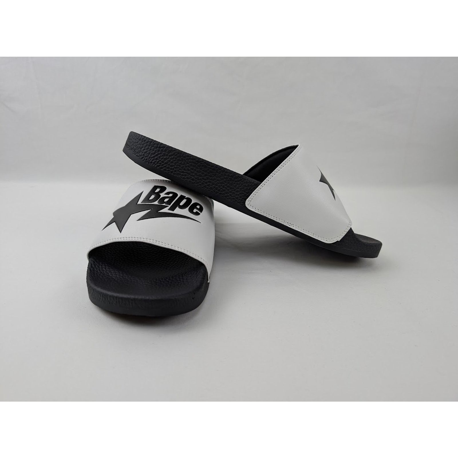 Bape o1rshd1 Bape Logo Slider Slipper Slide in Black/White Size US 8 / EU 41 - 11 Thumbnail