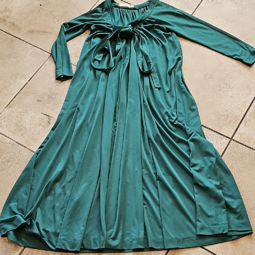 The Unbranded Brand Victor Costa Green Neck Tie Maxi Flowy Long Sleeve Dress M Size M / US 6-8 / IT 42-44 - 1 Thumbnail