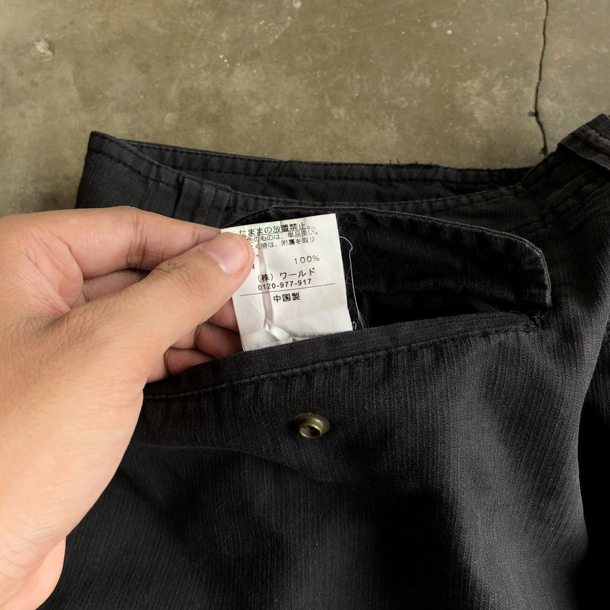 Takeo Kikuchi 2000s Takeo Kikuchi Multipocket Cargo Pants Black Designer Size US 34 / EU 50 - 13 Thumbnail