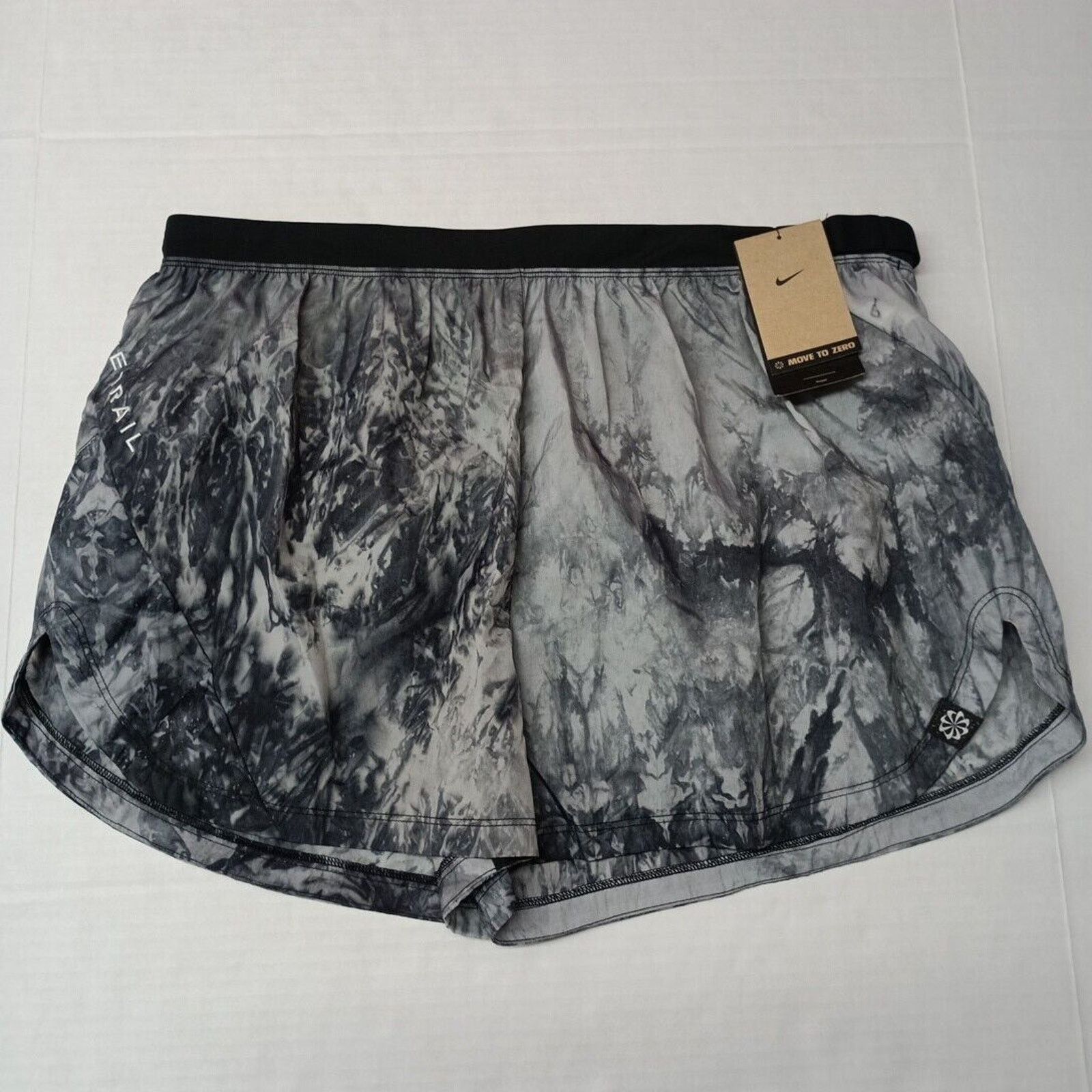 Nike Nike Trail Running Shorts Womens XL Lined Tie Dye DX1021-010 Size 38" / US 16 / IT 52 - 1 Thumbnail