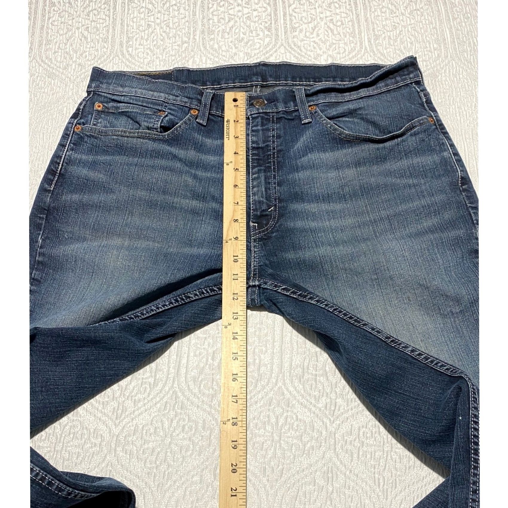 Levi's Levi's 559 Jeans Men Straight 36x34 Blue Denim Relaxed Mid Rise 5-Pocket Logo Zipper Button Distressed Cotton Blend Pants Regular Fit Clothing Size US 36 / EU 52 - 5 Thumbnail