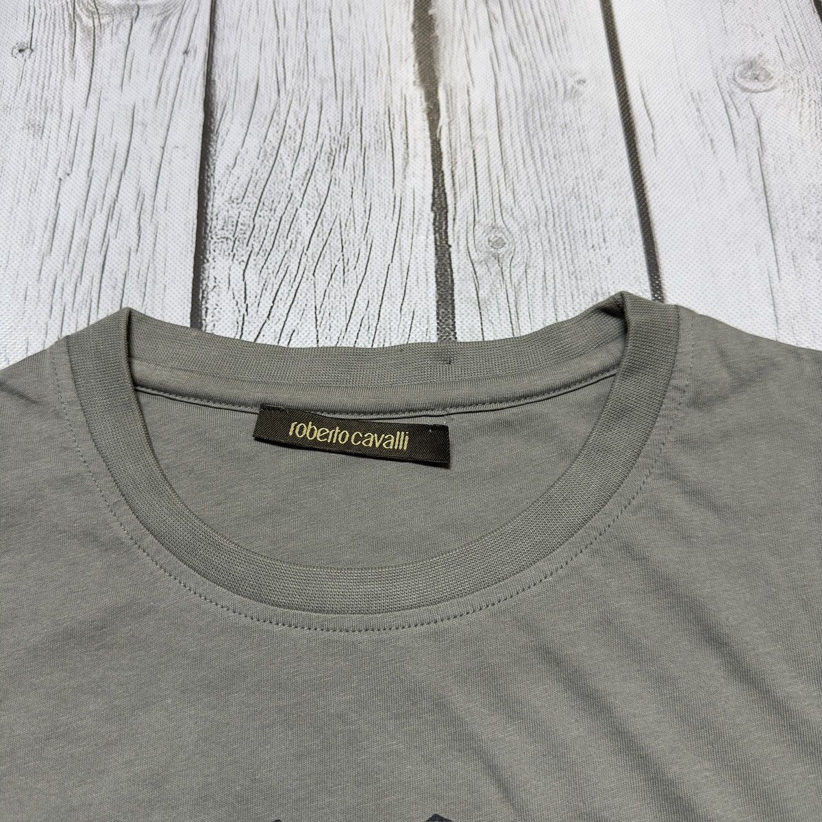 Roberto Cavalli Roberto Cavalli tee Size US M / EU 48-50 / 2 - 3 Thumbnail