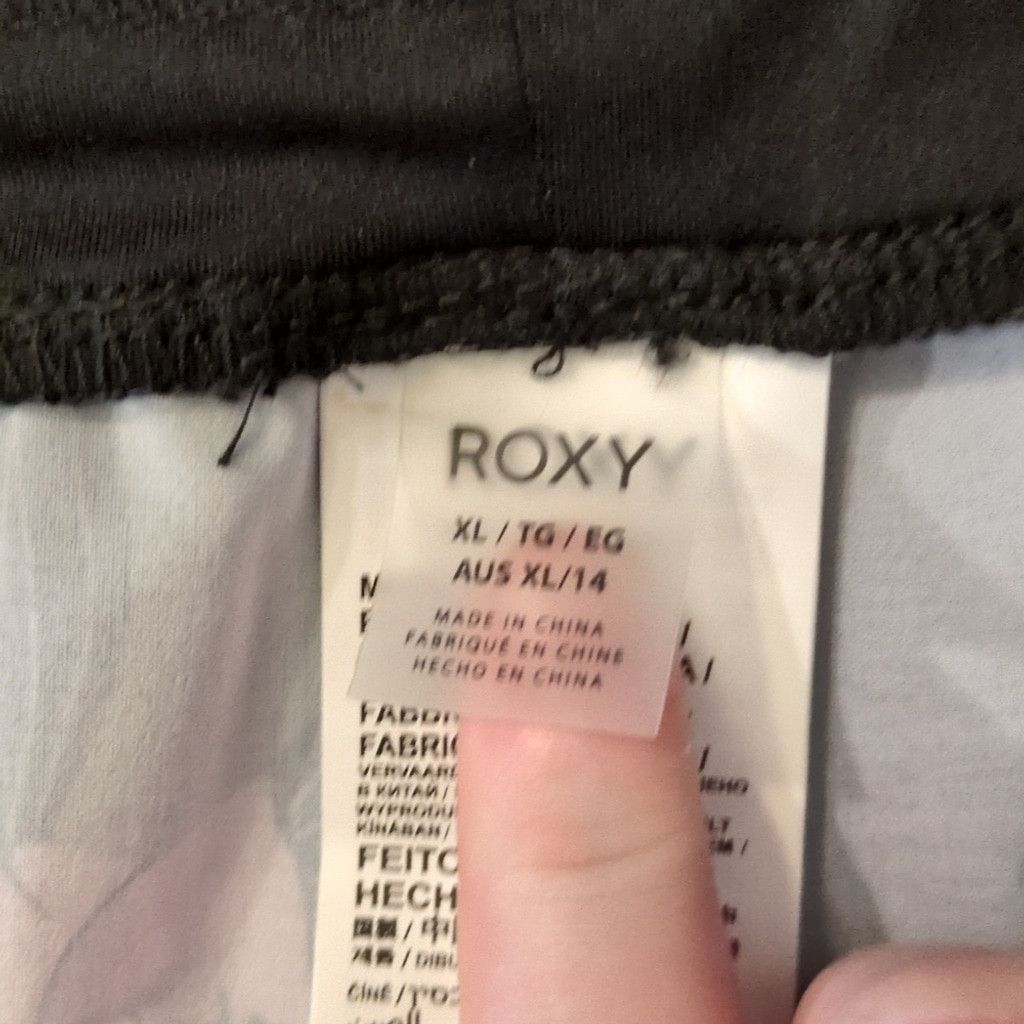 Other Roxy Endless Summer Floral Board Shorts Size XL Size ONE SIZE - 5 Thumbnail