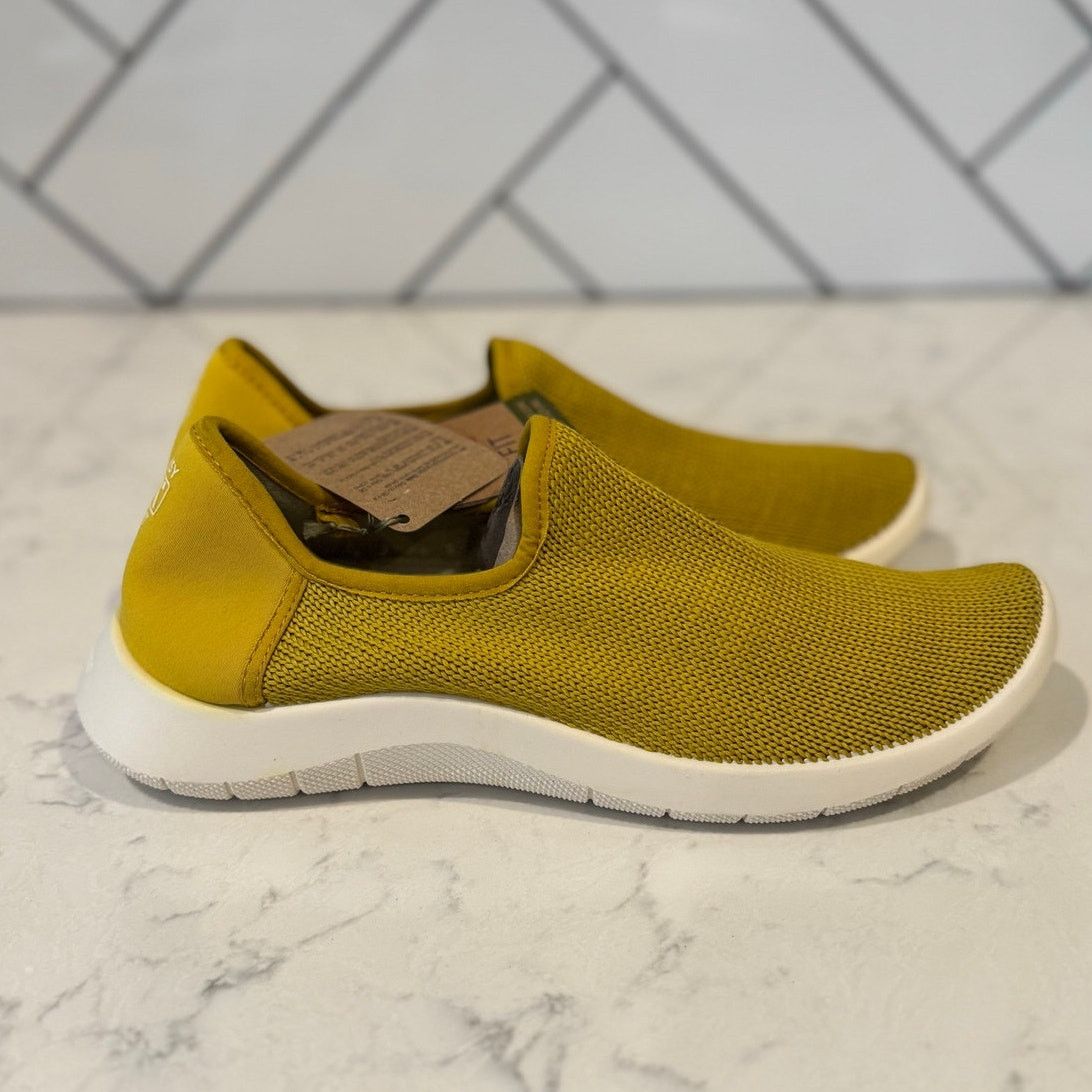Other Arcopedico Gaia Slip-On Sneakers mustard yellow size W10 M9 Size US 10 / IT 40 - 4 Thumbnail