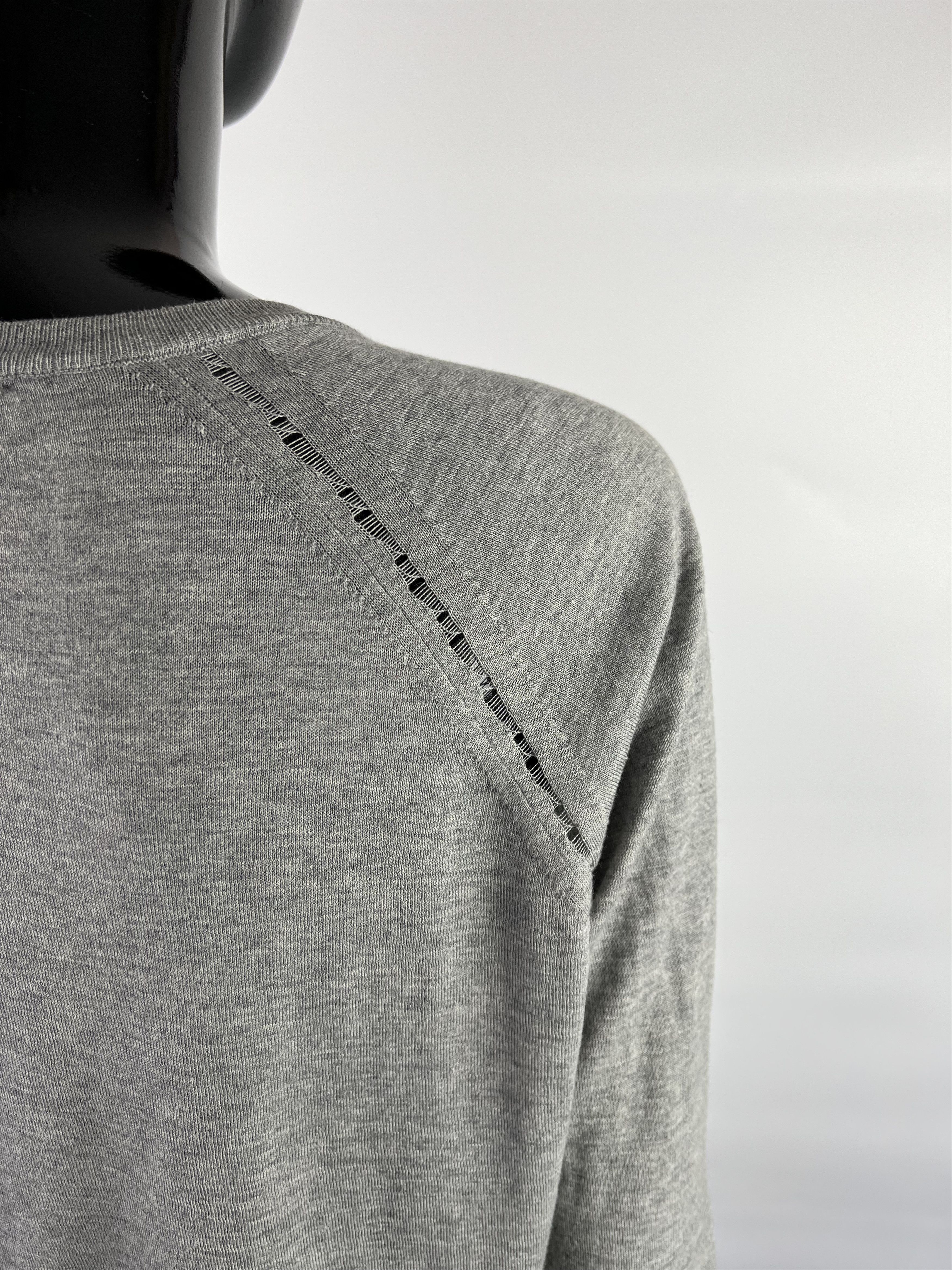 Trussardi Trussardi Women's Gray Cotton Cashmere V-Neck Sweater L Size L / US 10 / IT 46 - 3 Thumbnail