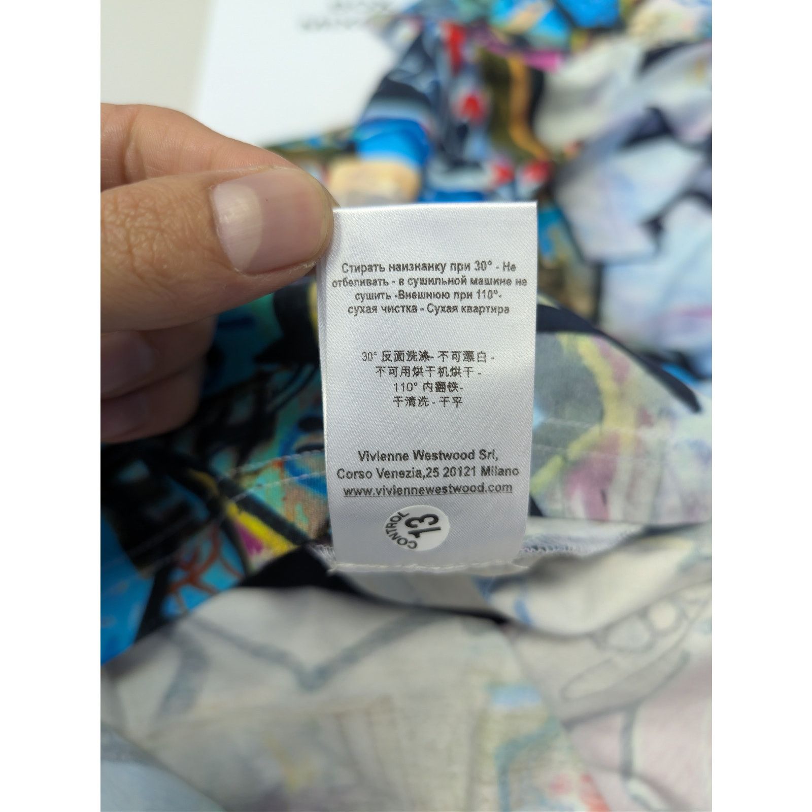 Vivienne Westwood o1rshd1 Classic Graffiti Print T-Shirt in Multiolor Size US XXL / EU 58 / 5 - 21 Thumbnail