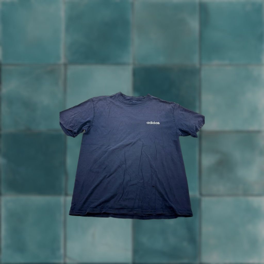 Adidas VINTAGE Adidas T-Shirt Men Large Blue Crew Neck Casual Short Sleeve Logo Embroidered Sports Size US L / EU 52-54 / 3 - 1 Thumbnail
