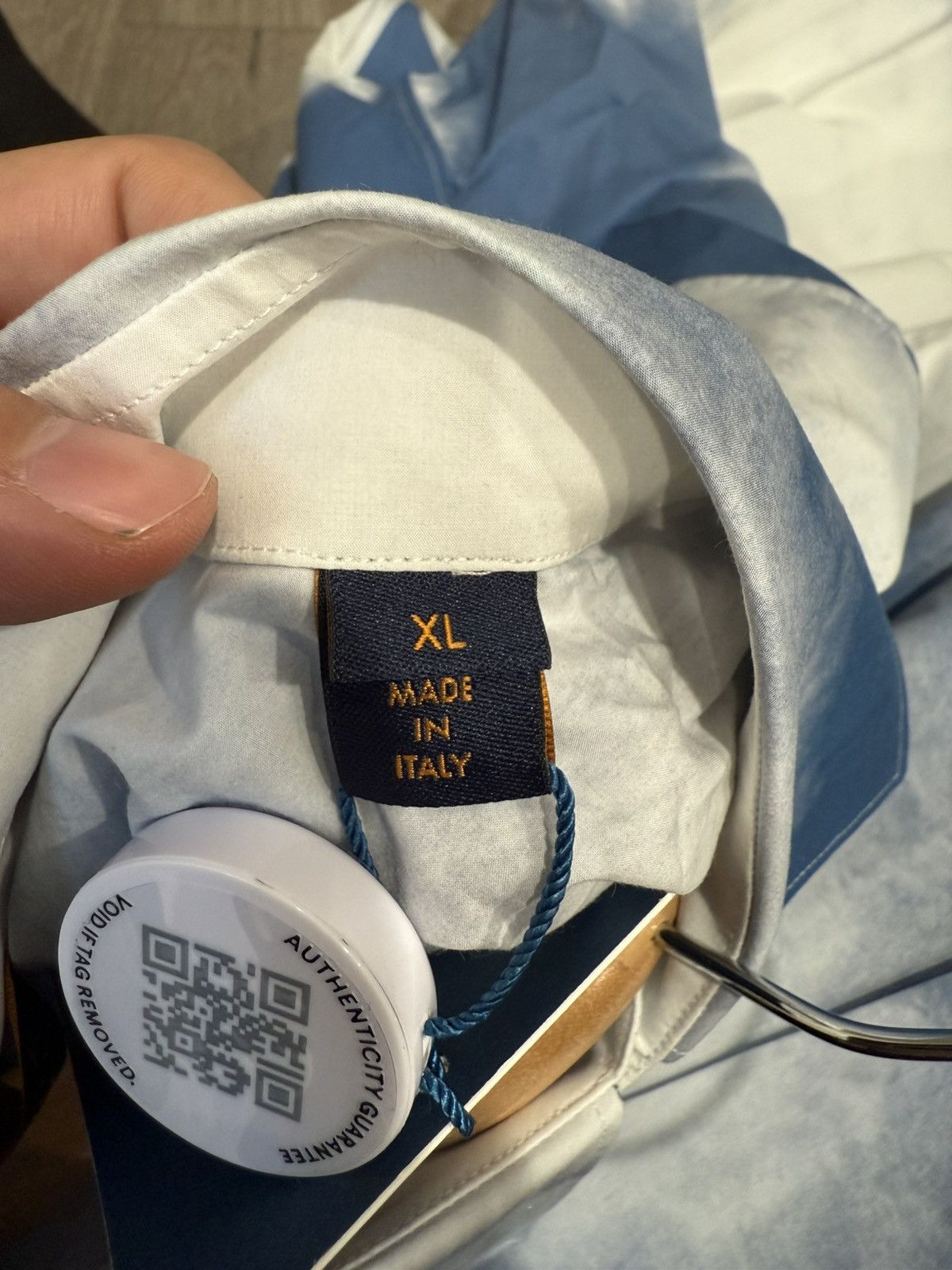 Louis Vuitton Louis Vuitton Blue Clouds Logo Shirt Size US XL / EU 56 / 4 - 7 Thumbnail