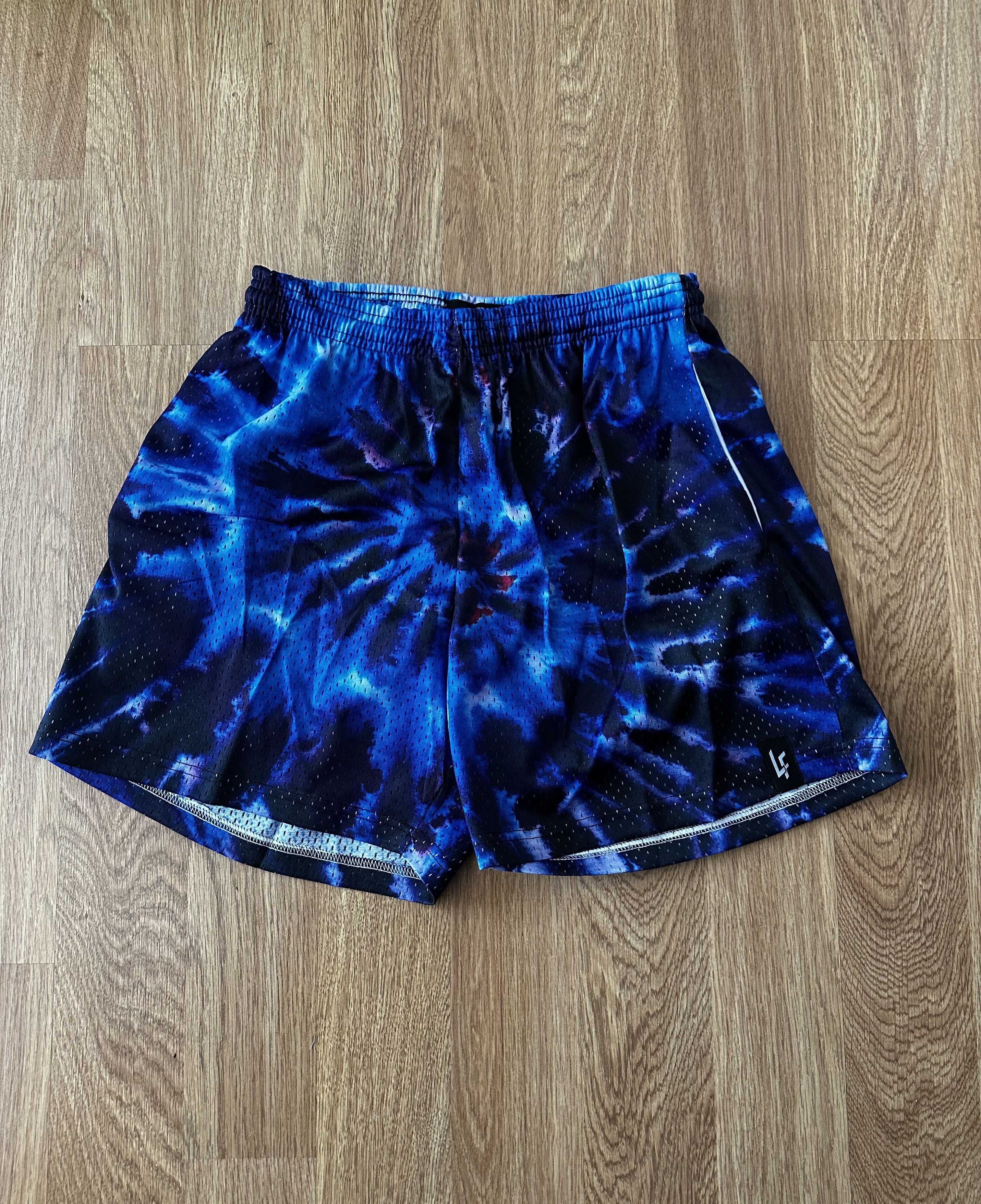 Lost Enterprises Lost Files Blue/Purple Tie Dye Shorts Size L Size US 35 - 1 Thumbnail