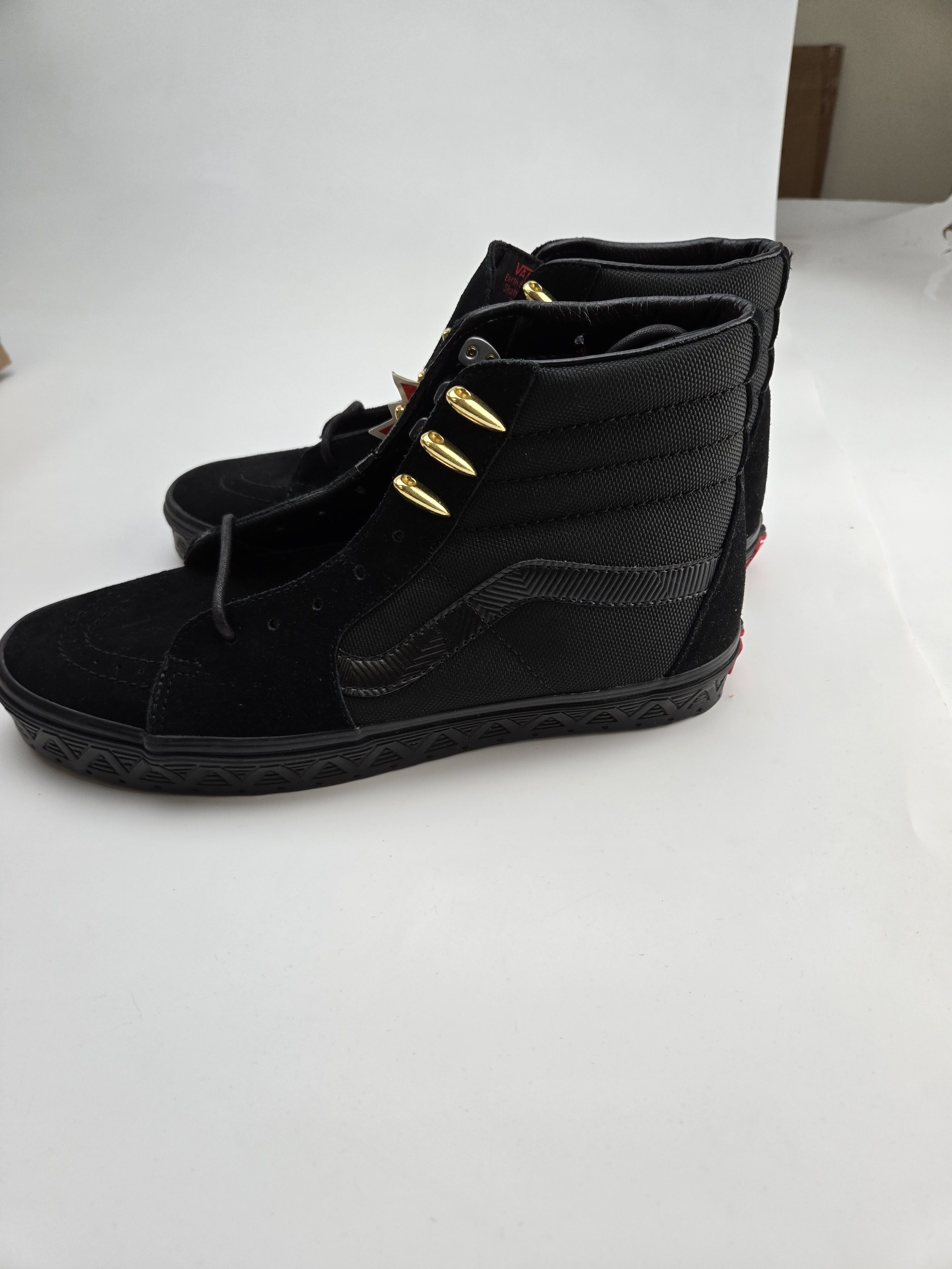 Vans VANS Sk8 Hi x Marvel Black Panther Size US 10 / EU 43 - 2 Thumbnail