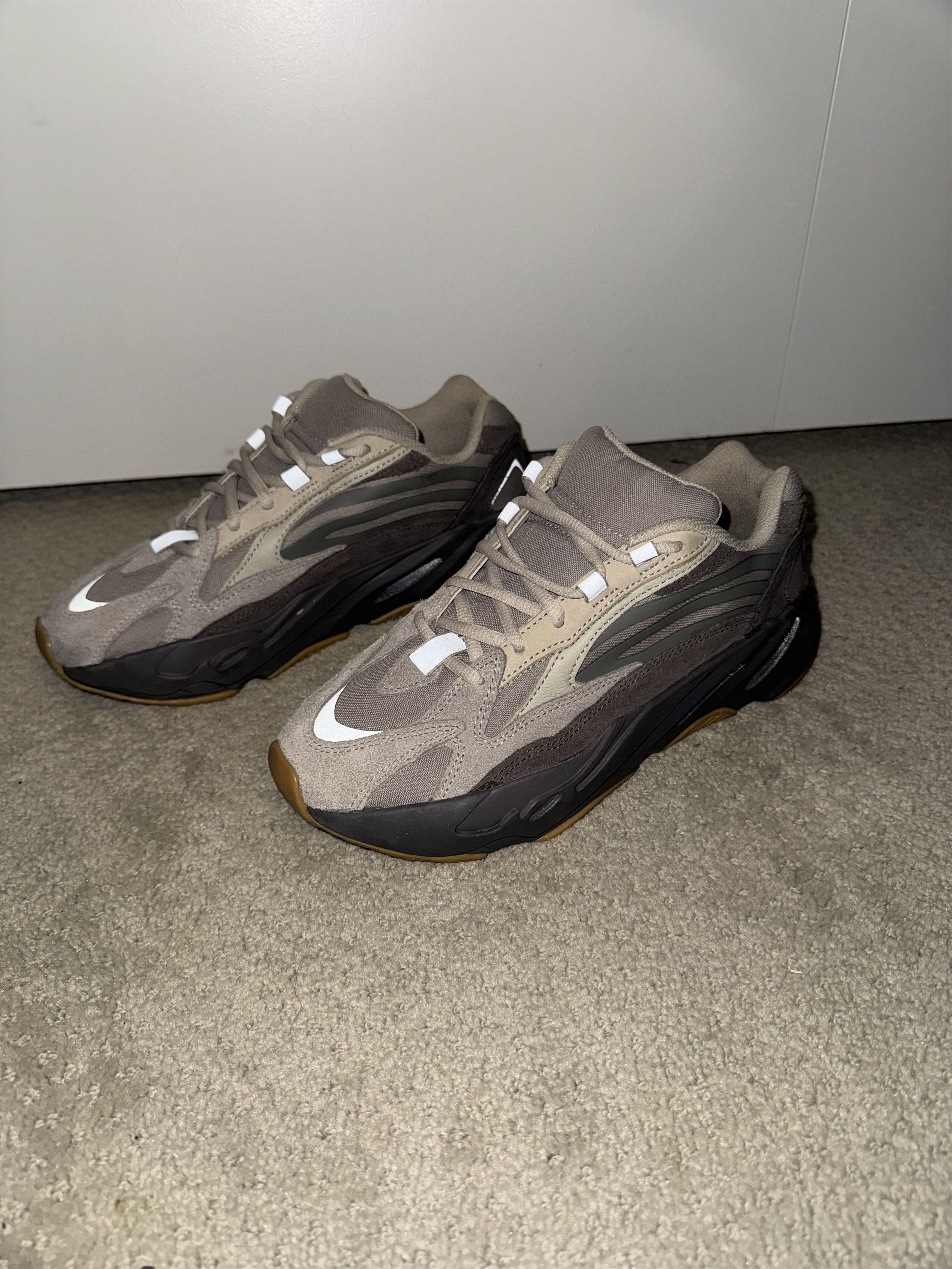 Yeezy Yeezy boost 700 V2 ‘tephra’ Size US 6.5 / IT 36.5 - 3 Thumbnail